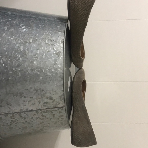 Joes Leather Flats - Picture 4 of 6